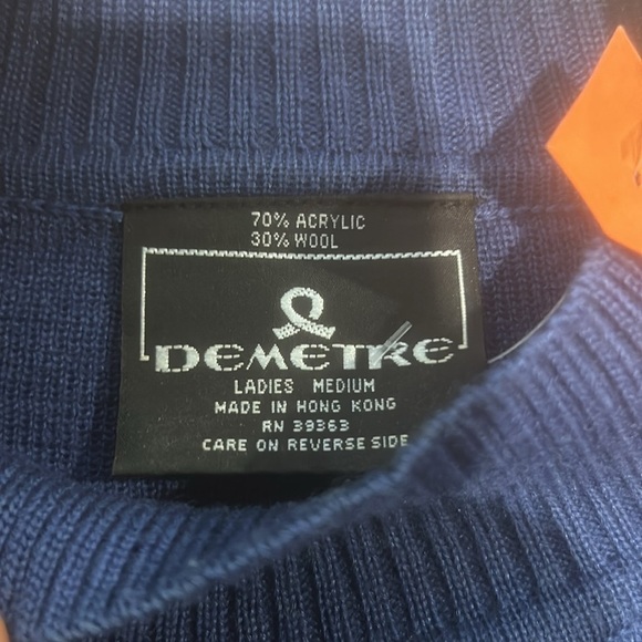 Demeter Sweater ! Medium - Picture 4 of 6